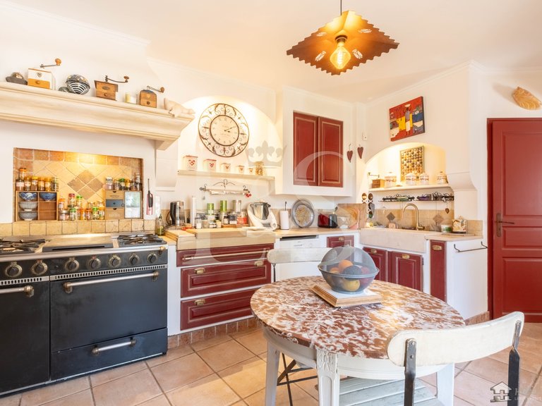 Villa for Sale in Aubignan, Avignon And North Provence 13