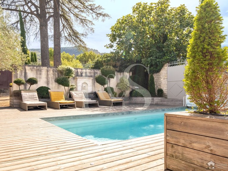 Villa for Sale in Oppede, The Luberon / Vaucluse 7