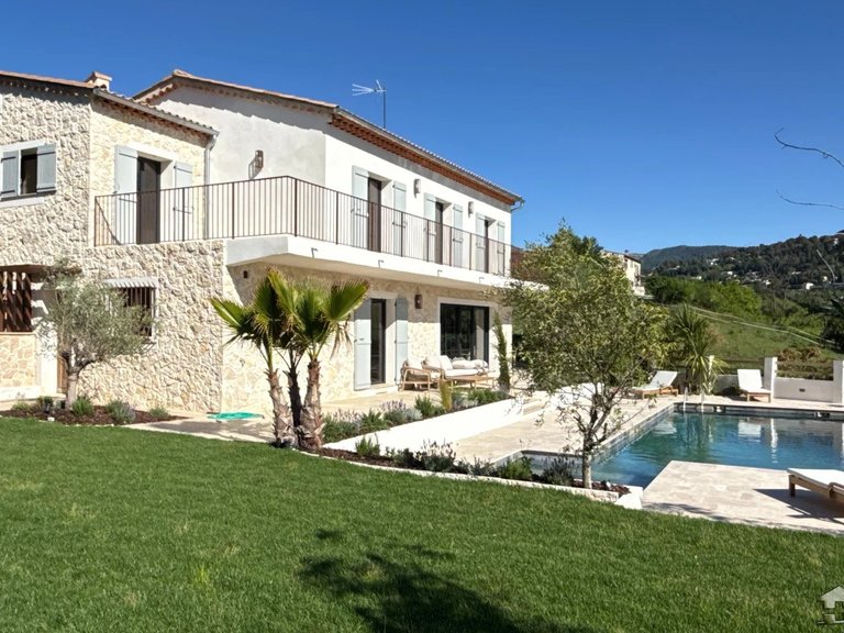 Villa for Sale in La Colle Sur Loup, Vence, St. Paul Area 1