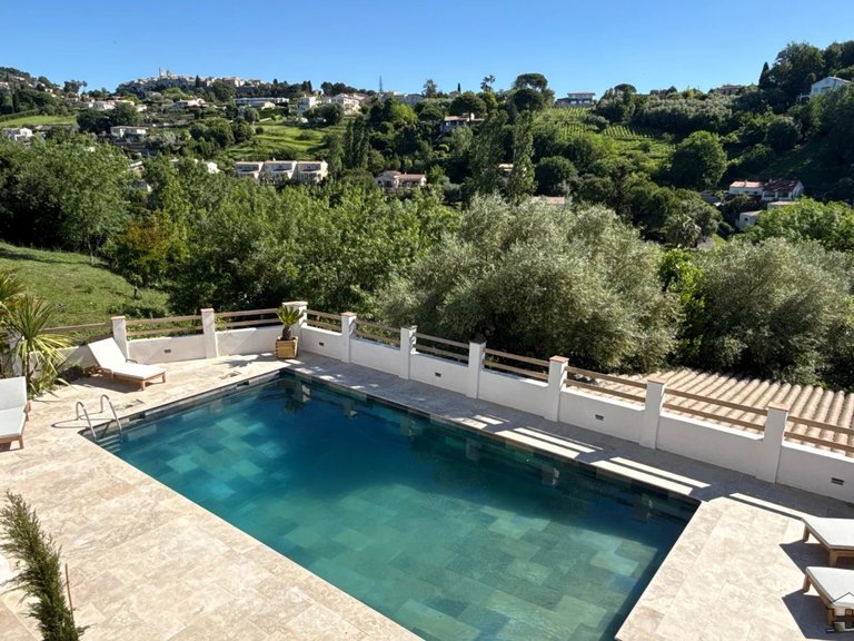 Villa for Sale in La Colle Sur Loup, Vence, St. Paul Area 9