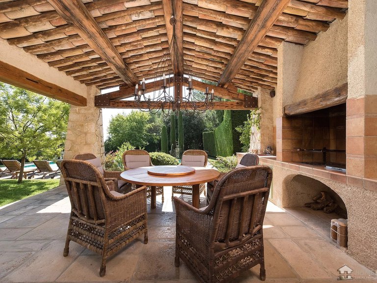 Villa for Sale in La Colle Sur Loup, Vence, St. Paul Area 3