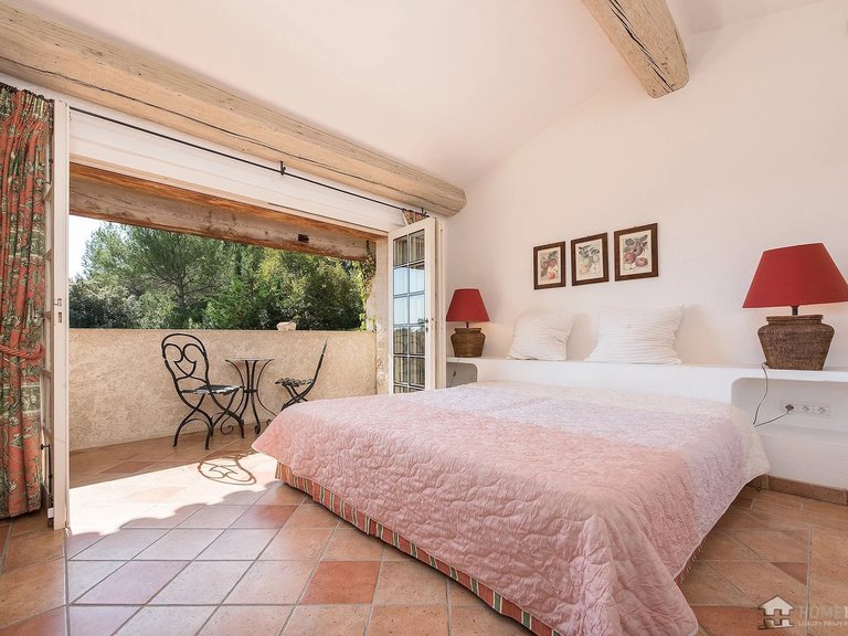 Villa for Sale in La Colle Sur Loup, Vence, St. Paul Area 6