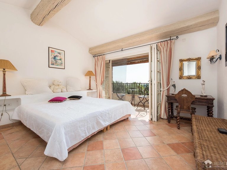 Villa for Sale in La Colle Sur Loup, Vence, St. Paul Area 7