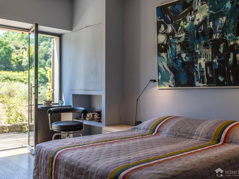 Villa for Sale in Oppede, The Luberon / Vaucluse 10