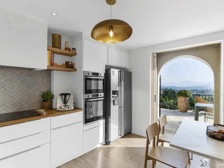 Villa for Sale in Mougins, Mougins, Valbonne, Grasse Area 3