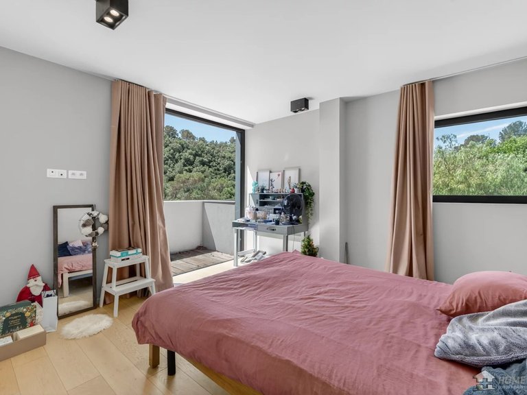 Villa for Sale in Valbonne, Mougins, Valbonne, Grasse Area 9