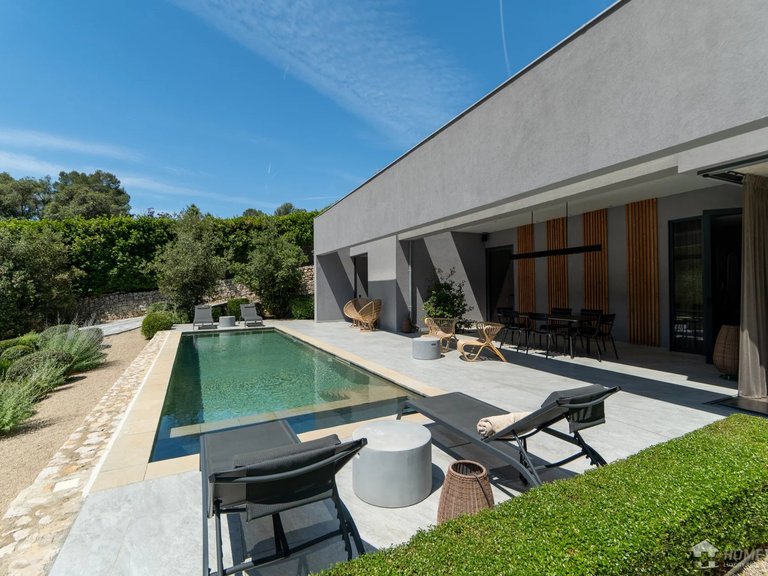 Villa for Sale in Valbonne, Mougins, Valbonne, Grasse Area 14
