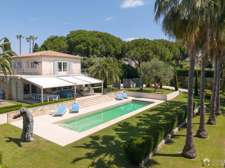 Villa for Sale in Cap D Antibes, Antibes Area 2