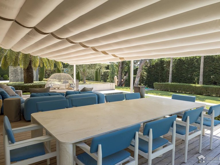 Villa for Sale in Cap D Antibes, Antibes Area 10