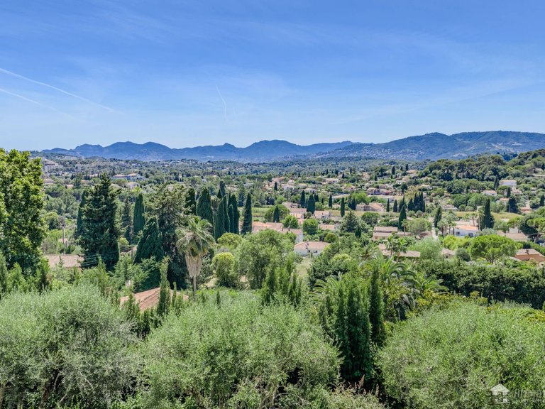 Villa for Sale in Mougins, Mougins, Valbonne, Grasse Area 14