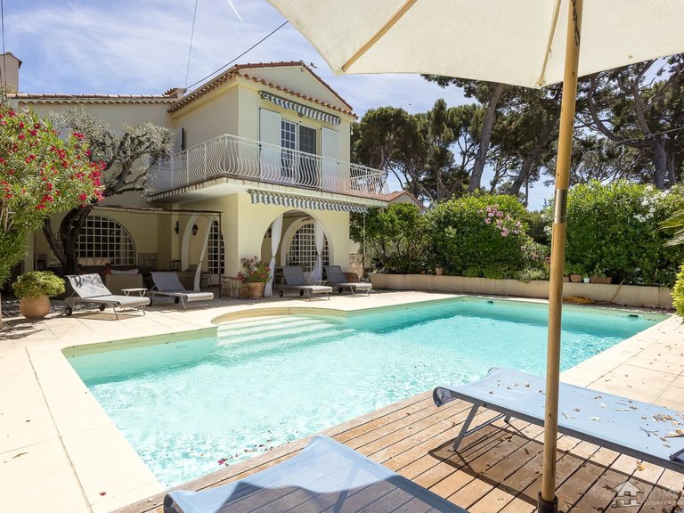 Villa for Sale in Cap D Antibes, Antibes Area 1