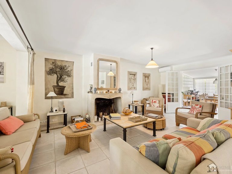 Villa for Sale in Cap D Antibes, Antibes Area 2