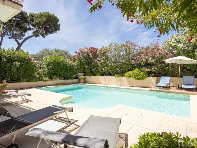 Villa for Sale in Cap D Antibes, Antibes Area 4