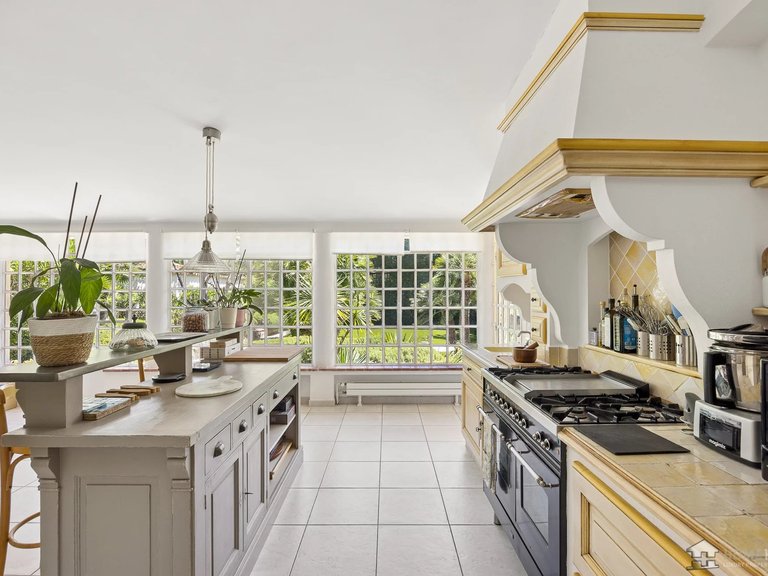 Villa for Sale in Cap D Antibes, Antibes Area 5