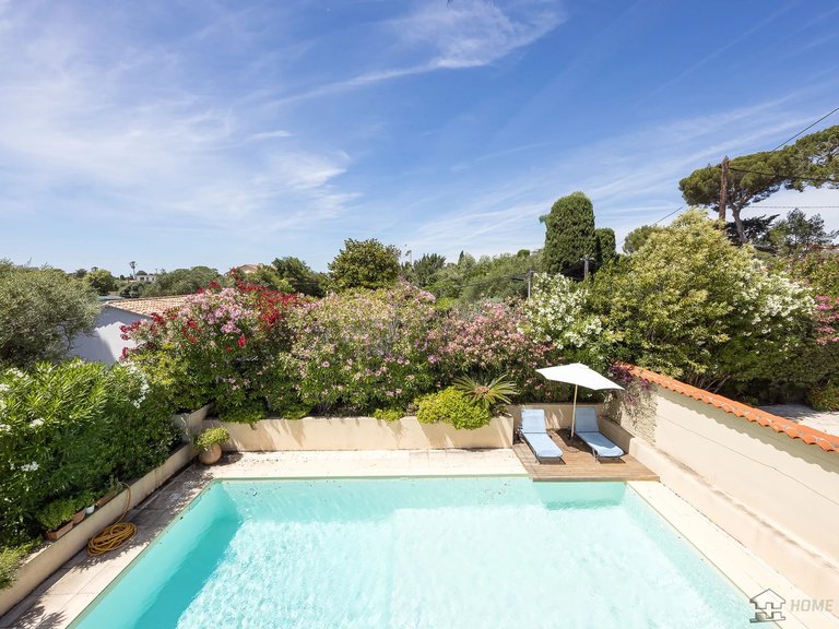 Villa for Sale in Cap D Antibes, Antibes Area 11