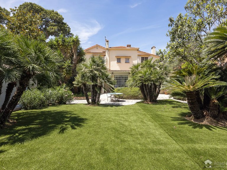 Villa for Sale in Cap D Antibes, Antibes Area 20