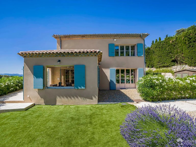 Villa for Sale in Speracedes, Mougins, Valbonne, Grasse Area 15