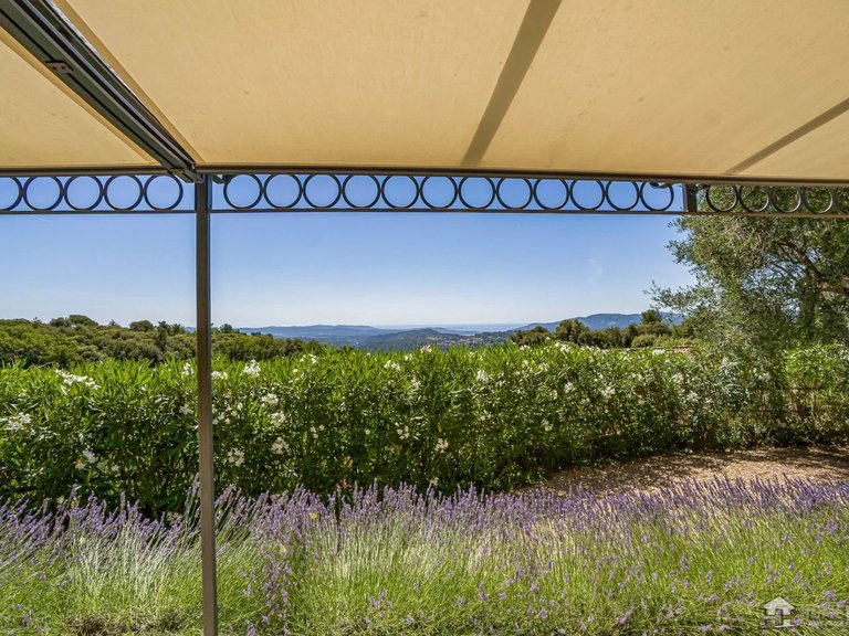 Villa for Sale in Speracedes, Mougins, Valbonne, Grasse Area 16