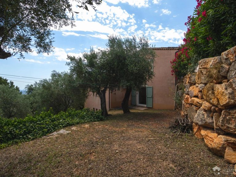 Villa for Sale in Grasse, Mougins, Valbonne, Grasse Area 16