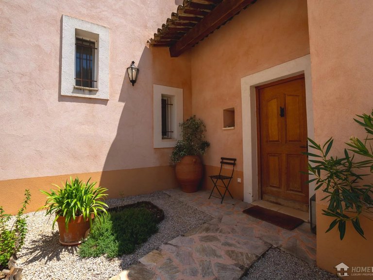 Villa for Sale in Grasse, Mougins, Valbonne, Grasse Area 20