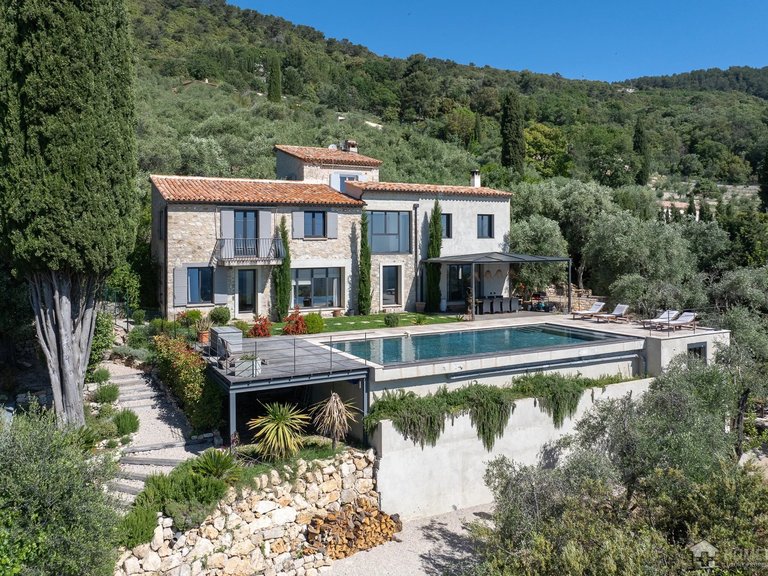 Villa for Sale in Le Tignet, Mougins, Valbonne, Grasse Area 10