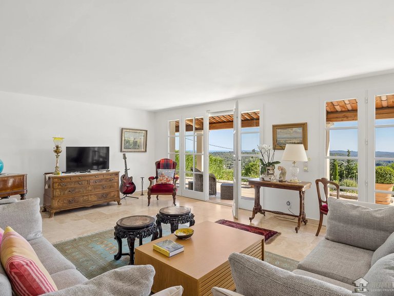 Villa for Sale in Vence, Vence, St. Paul Area 5
