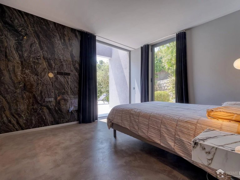 Villa for Sale in Valbonne, Mougins, Valbonne, Grasse Area 7