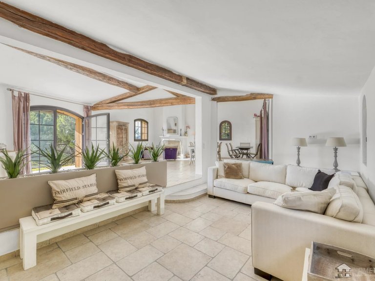 Villa for Sale in Plascassier, Mougins, Valbonne, Grasse Area 5