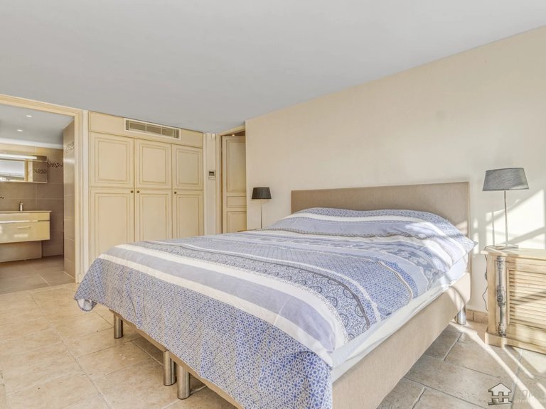 Villa for Sale in Plascassier, Mougins, Valbonne, Grasse Area 8