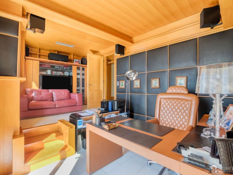 Villa for Sale in Villefranche Sur Mer, Villefranche, Cap Ferrat Area 18