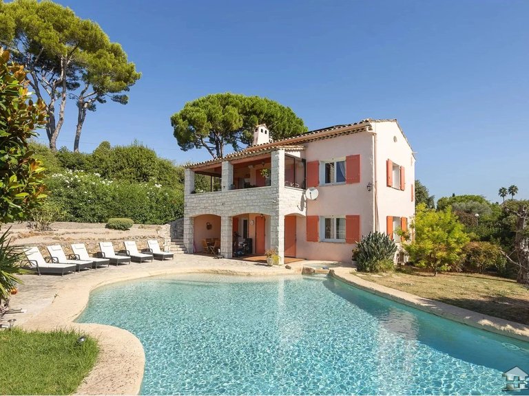Villa for Sale in Antibes, Antibes Area 9