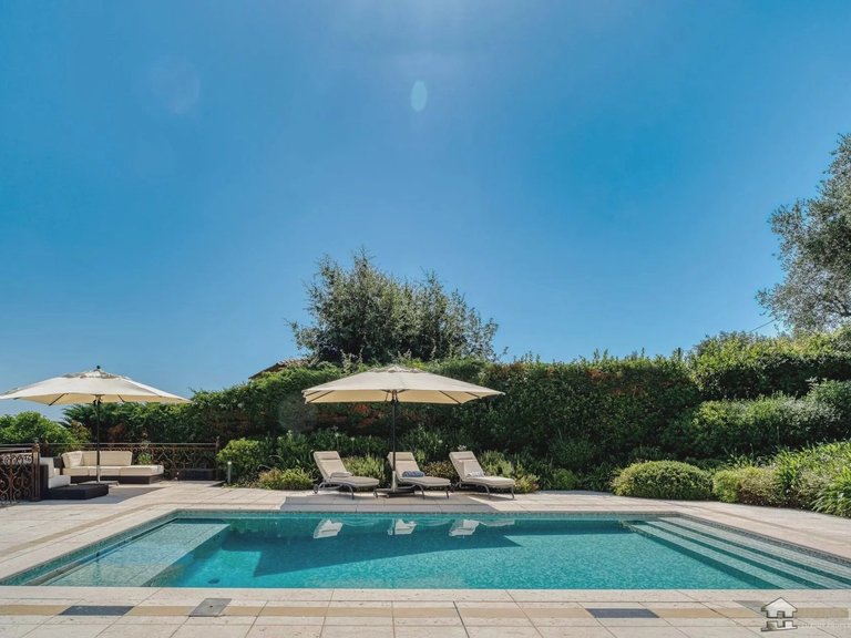 Villa for Sale in Biot, Mougins, Valbonne, Grasse Area 4