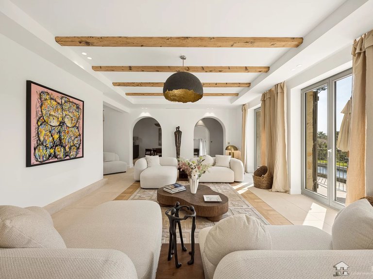 Villa for Sale in Cap D Antibes, Antibes Area 6