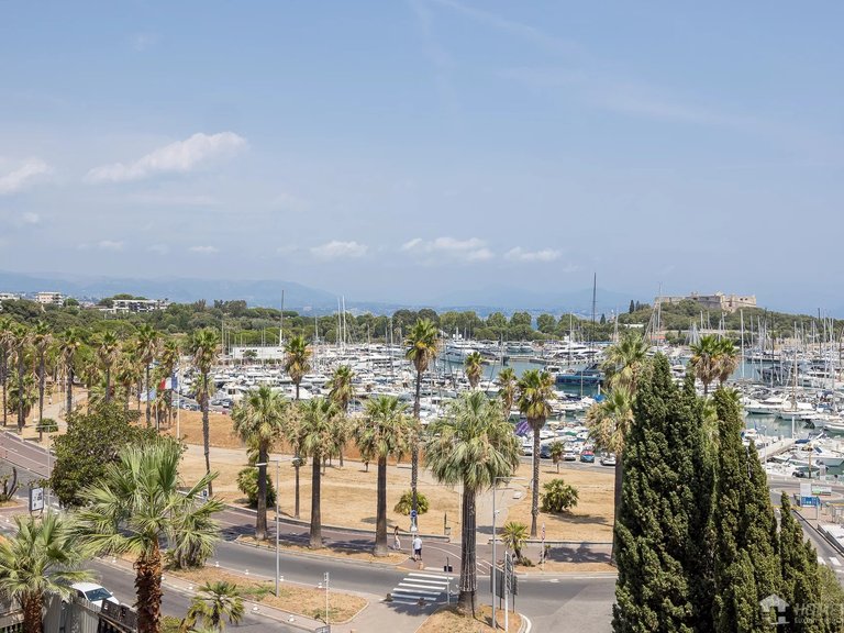 Apartment for Sale in Antibes, Antibes Area 2