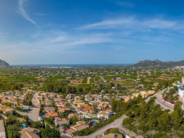 Villa for Sale in Inland Pedreguer, Alicante 7