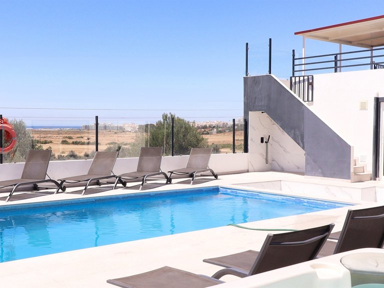 Moradia T4 Venda em Alcantarilha e Pêra,Silves 3