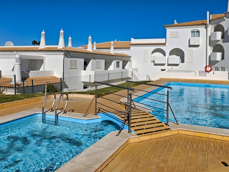 Apartamento T0 Venda em Albufeira e Olhos de Água,Albufeira 2
