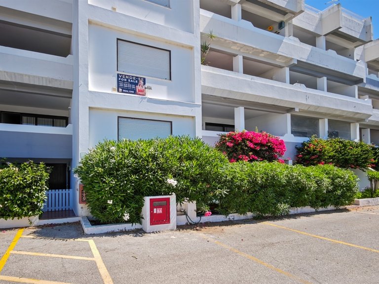 Apartamento T0 Venda em Albufeira e Olhos de Água,Albufeira 1