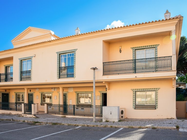 Apartamento T2 DUPLEX Venda em Albufeira e Olhos de Água,Albufeira 1