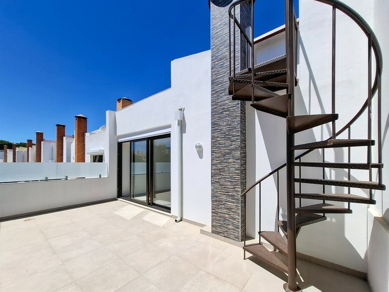 Moradia T3 DUPLEX Venda em Quarteira,Loulé 17