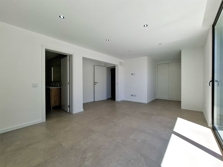 Moradia T3 DUPLEX Venda em Quarteira,Loulé 11