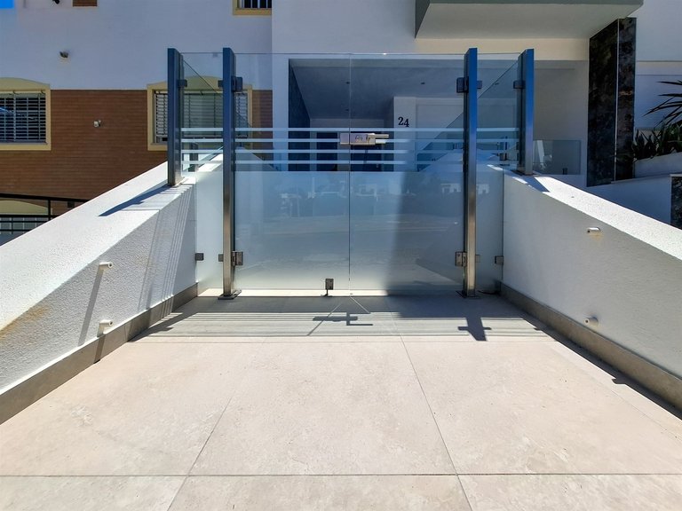 Moradia T3 DUPLEX Venda em Quarteira,Loulé 9