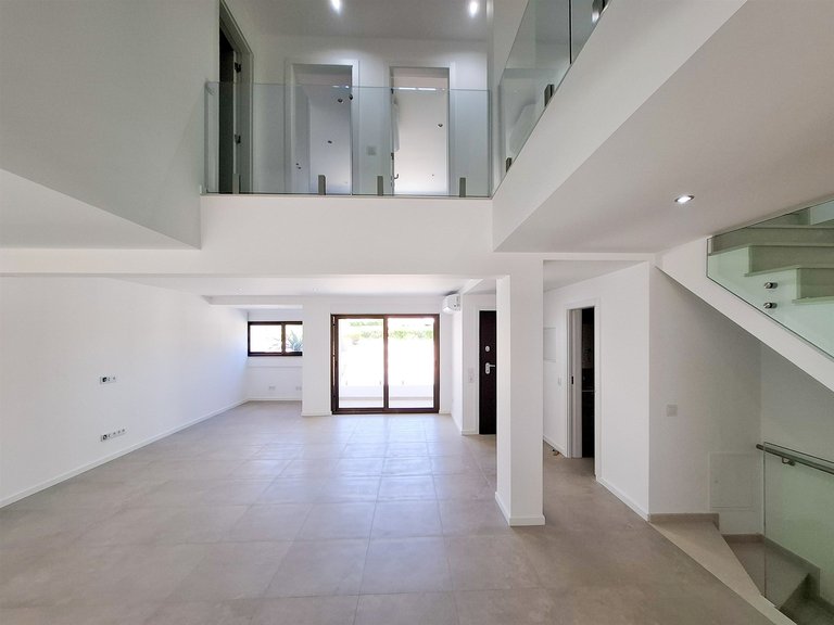 Moradia T3 DUPLEX Venda em Quarteira,Loulé 2