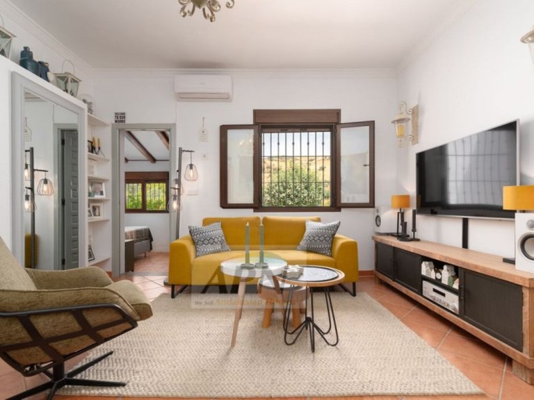 Country House for Sale in Alora, Malaga 11