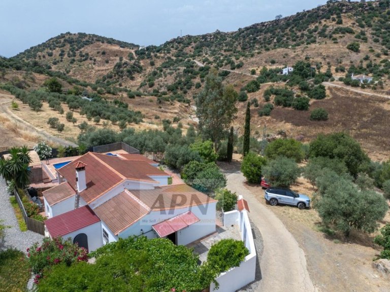 Country House for Sale in Alora, Malaga 35