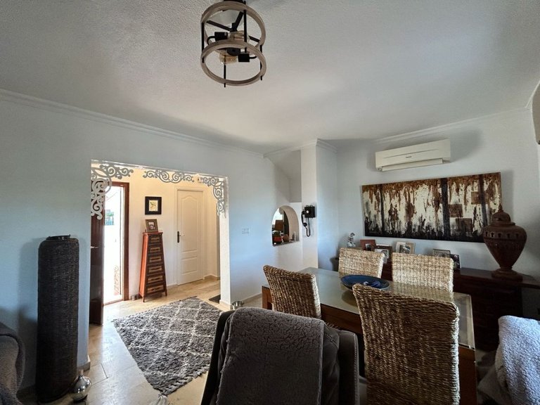 Villa for Sale in Villamartin, Alicante 13