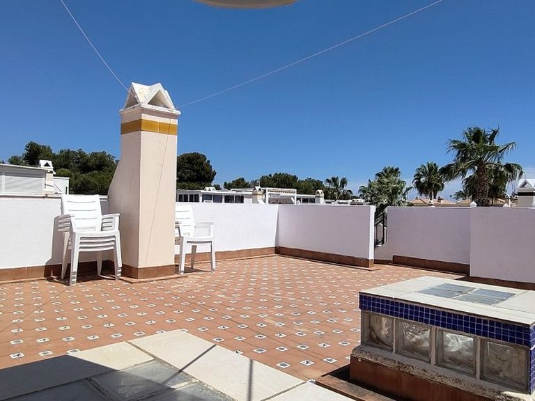 Villa for Sale in Villamartin, Alicante 20