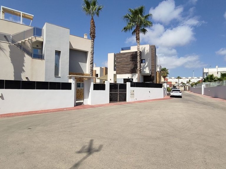 Villa for Sale in Torrevieja, Alicante 25
