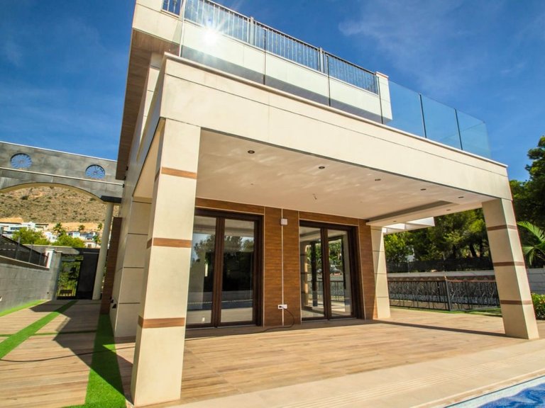 Villa for Sale in Finestrat, Alicante 23