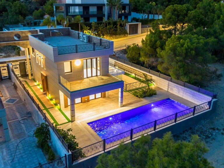 Villa for Sale in Finestrat, Alicante 22